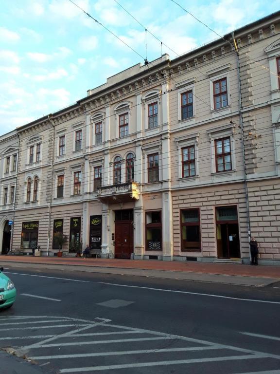 Tomka Apartman Szeged Luaran gambar